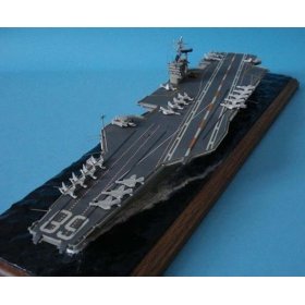 Американский авианосец Nimitz